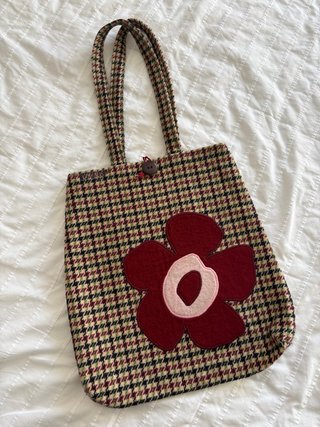 Bolso de tela estampado con flor