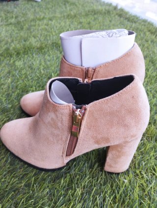Botines Maripaz Beige Efecto Ante