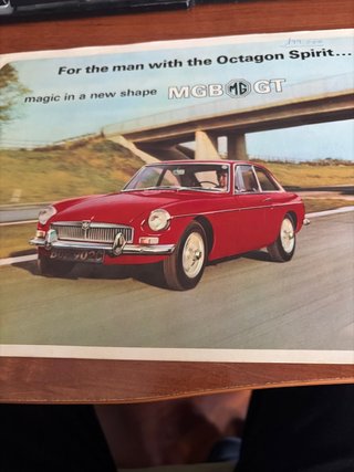 Catálogo original MGB GT