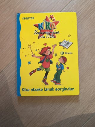 Kika etxeko lanak sorginduz