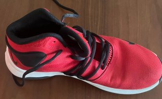 Zapatillas Nike Niño Rojas y Negras