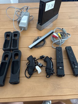 Consola Nintendo Wii Negra con Accesorios