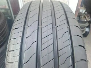 225 55 R18 98V Goodyear - 1 neumático +95%