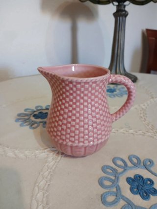 Jarrita de cerámica rosa