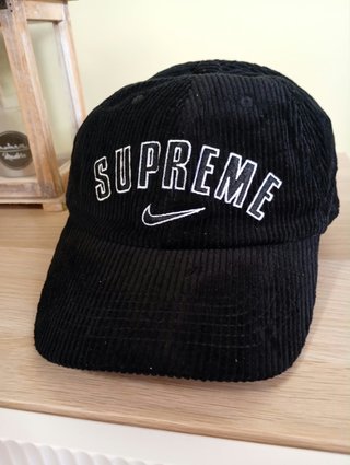 Gorra Supreme x Nike Camp Cap Negra