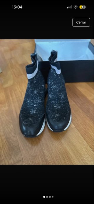 Zapatillas deportivas tipo calcetín negras
