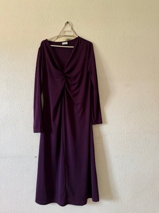 Vestido largo morado VILA con nudo