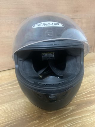 Casco de Moto Zeus Negro