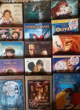 Lote de 15 Películas en DVD.