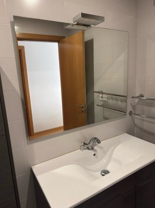 Espejo de baño con luz integrada