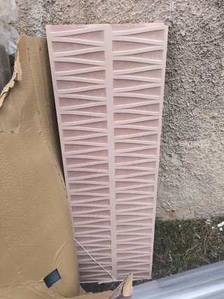 Baldosas Keraben con relieve 30 x 90