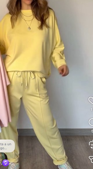 Conjunto Amarillo de Dos Piezas