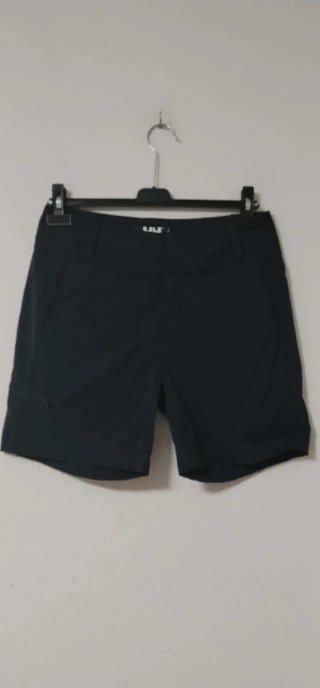 Pantalón corto Helly Hansen negro
