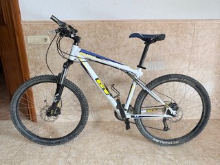Bicicleta de Montaña GT Avalanche 3.0