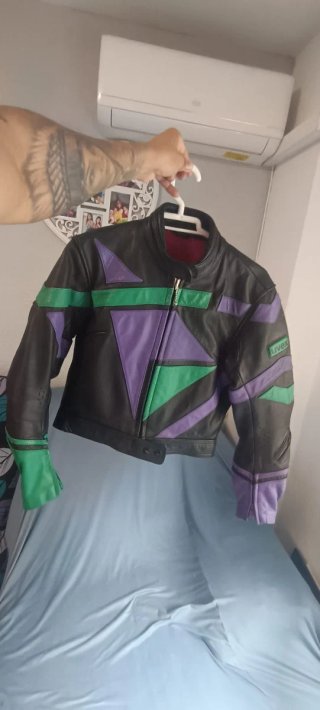Chaqueta de Moto de Cuero Uvex talla S o M pequeña