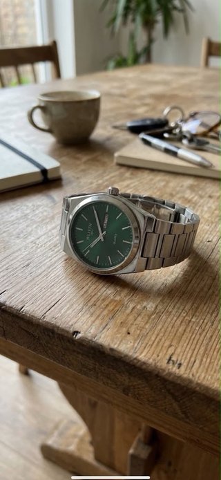Reloj Wylith Verde y Plateado