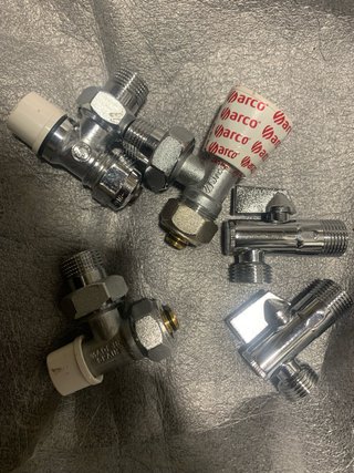 Set de 5 llaves de paso para fontanería