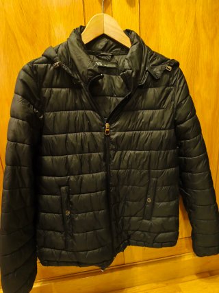 Cazadora negra ZARA