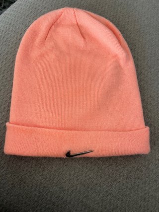 Gorro Nike Rosa
