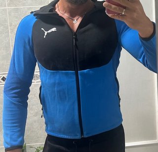 Sudadera Deportiva Puma Talla S hombre gorro