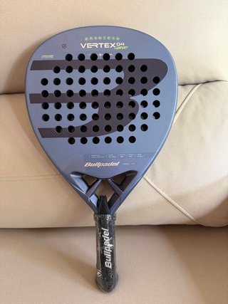 PALA PADEL BULLPADEL VERTEX 04 COMFORT