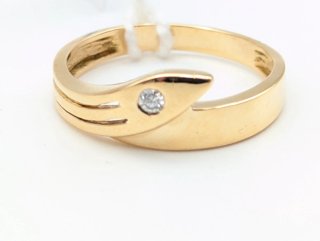 Anillo de oro 18k con diamante