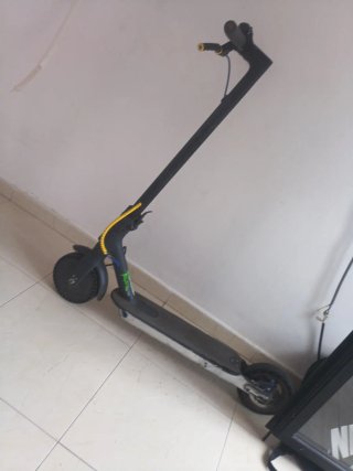 Patinete Eléctrico Negro