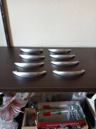 Set de 8 Tiradores Plateados