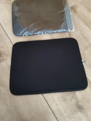 Funda para portátil negra nueva a estrenar