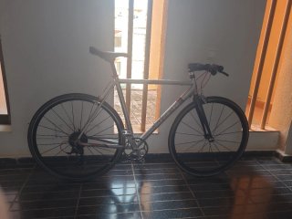 Bicicleta de Carretera Trek 1000