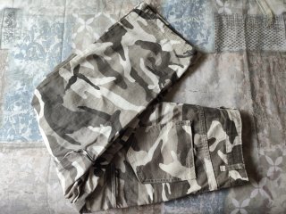 Pantalón Cargo Camuflaje