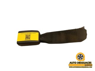 Enganche cinturon trasero izquierdo Peugeot 206