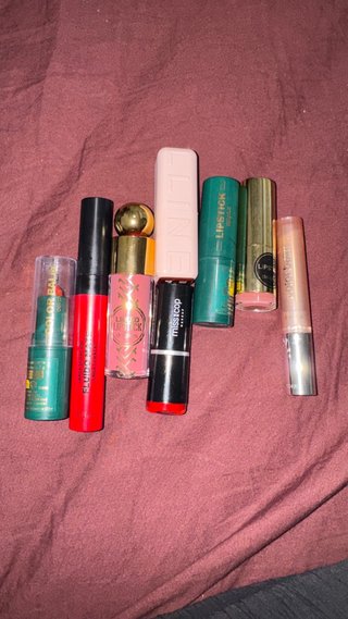 Kit de 7 labiales y gloss