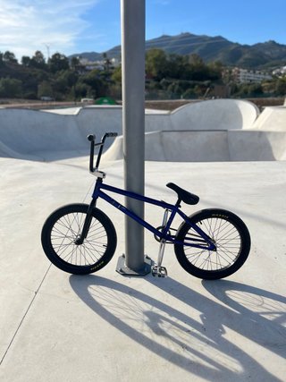 Bicicleta BMX 20’ We the people.