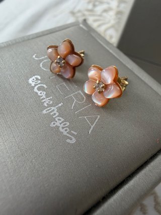 Pendientes de oro y nácar El Corte Inglés