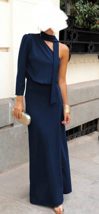 Vestido de fiesta azul asimétrico