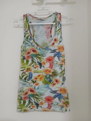 Camiseta Bershka Estampada Talla S