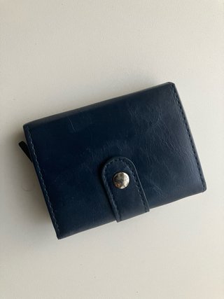 Cartera de piel tipo Secrid azul