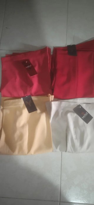 Lote de Pantalones Sayle