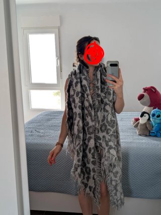 Bufanda Gris Estampada H&M