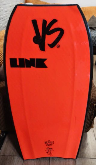 Pack Bodyboard Versus y Aletas