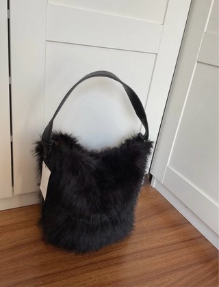Bolso Zara de Pelo Negro