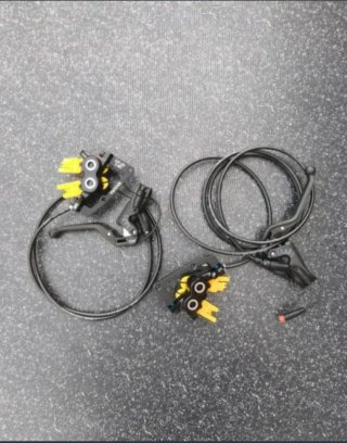 Juego Frenos *NUEVO* Magura MT5N-E 4 Pistones