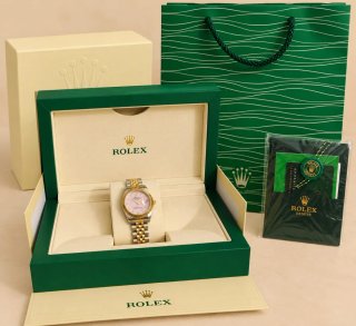 Reloj Rolex con caja mujer