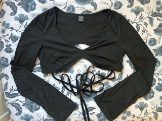 Camiseta corta negra Shein
