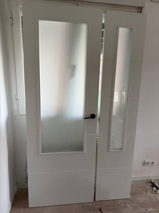 Puerta Doble Blanca con Cristal Mate