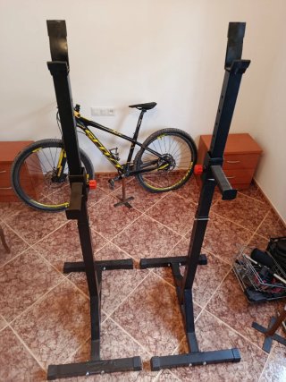 Soporte para Barra de Pesas