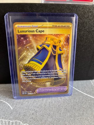 Carta Pokémon Luxurious Cape 265/182 Gold