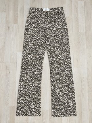 Pantalón Vaquero Estampado Animal Print