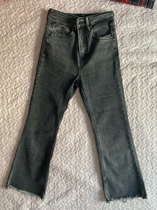 Pantalón vaquero gris Stradivarius